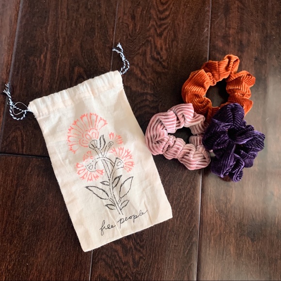 Free People Accessories - FREE PEOPLE Bag & Scrunchie Bundle